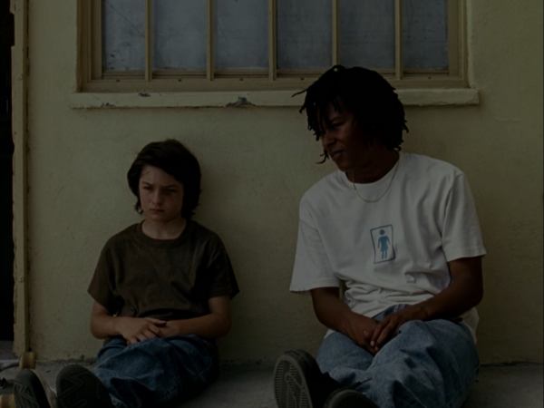 Иногда кажется, что наша жизнь хуже некуда, но загляни в...