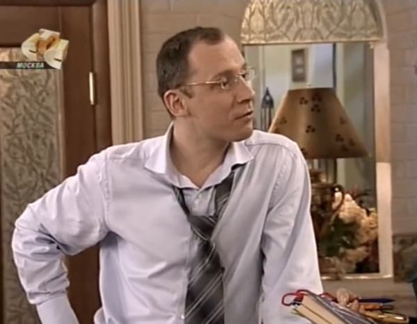 - Хотелось бы дочитать главу! Всё-таки завтра экзамен!
- О!...