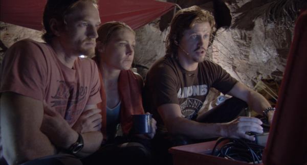 Паника - стервятник, сидящий на плечах.